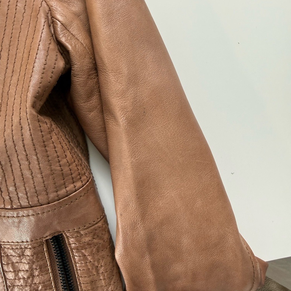 Bernardo Leather Bomber Jacket Petite XS Chestnut Brown Distressed Scuffed - Picture 9 of 16